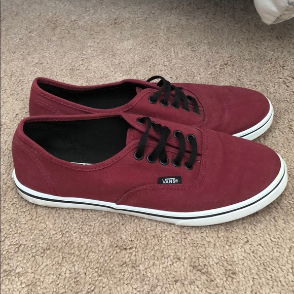 Vans - Picture 3 of 4